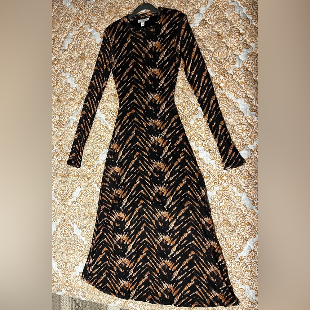 Topshop A-Line animal print long sleeved dress - size 2. BNW.